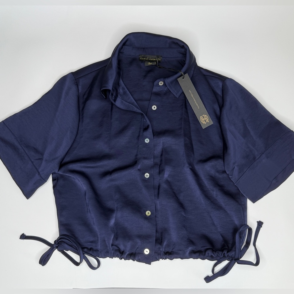 HOUSE OF HARLOW 1960 - Cropped Button Down Shirt